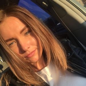 Meet your Posher, Yana